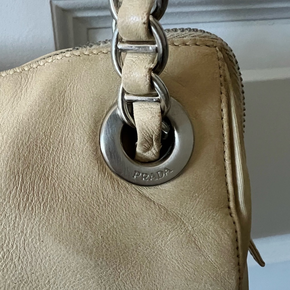 Vintage Prada Chain Shoulder Bag Leather Beige Authentic - Picture 13 of 16